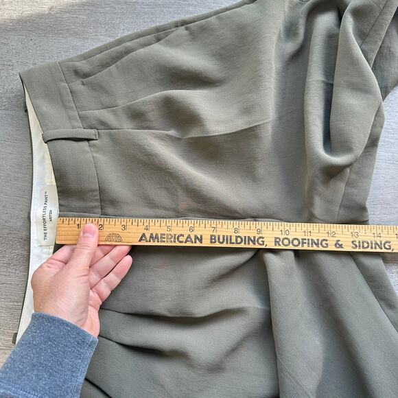 Aritzia The Effortless Pant Cropped Crepette Green 8 - Picture 11 of 14